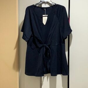 Navy tie front top - Bloomchic size 14-16